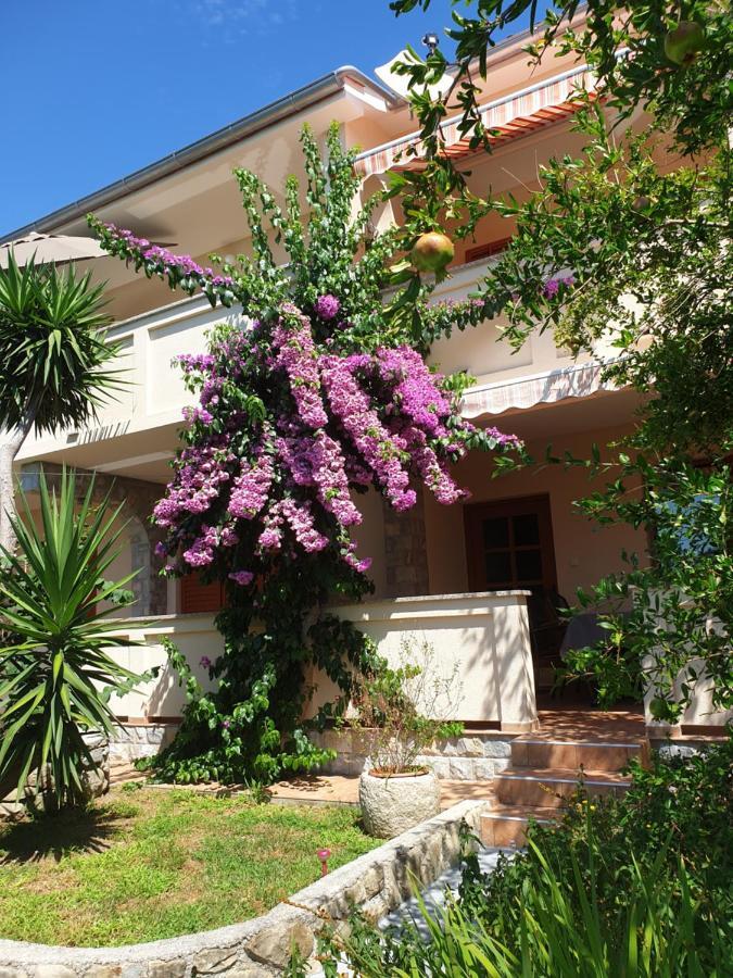 Apartments Davorka Banjol Kültér fotó